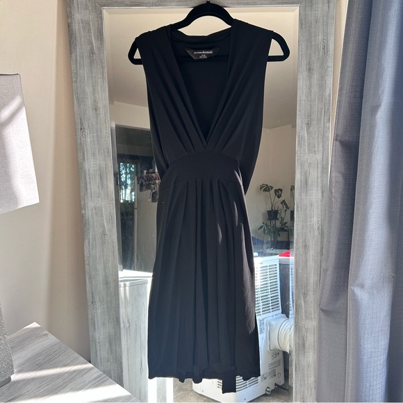Norma Kamali V Neck Gathered Dress - Picture 1 of 3